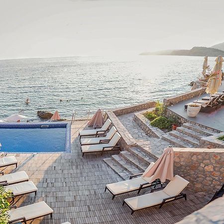 Love Live Hotel Sutomore Bagian luar foto