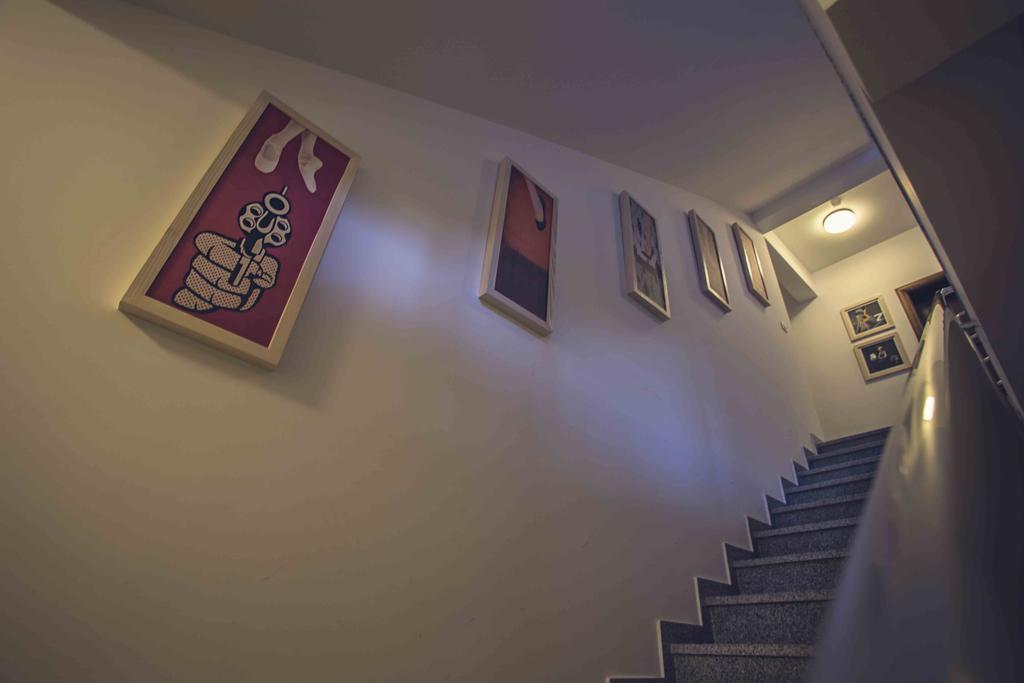 Love Live Hotel Sutomore Bagian luar foto