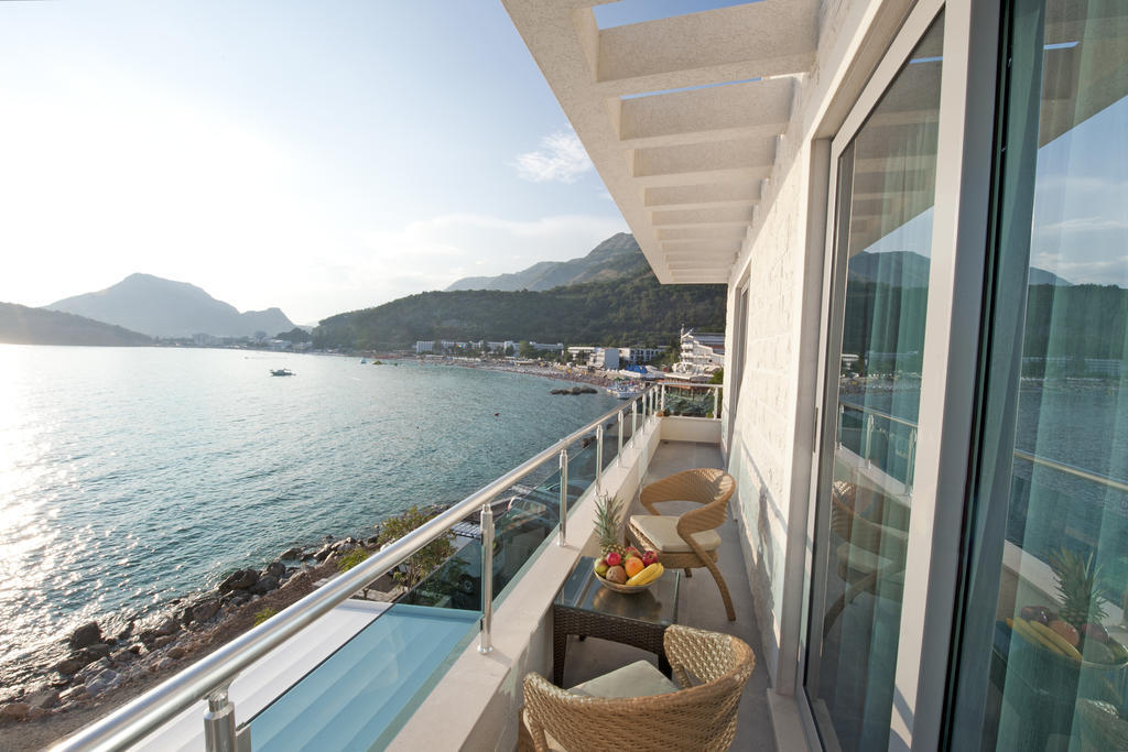 Love Live Hotel Sutomore Ruang foto
