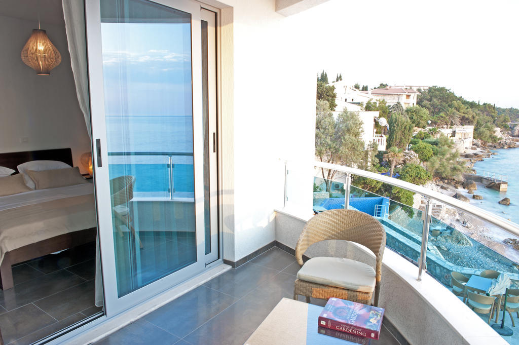 Love Live Hotel Sutomore Ruang foto
